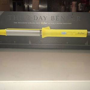 Drybar never used, three day bender curling iron